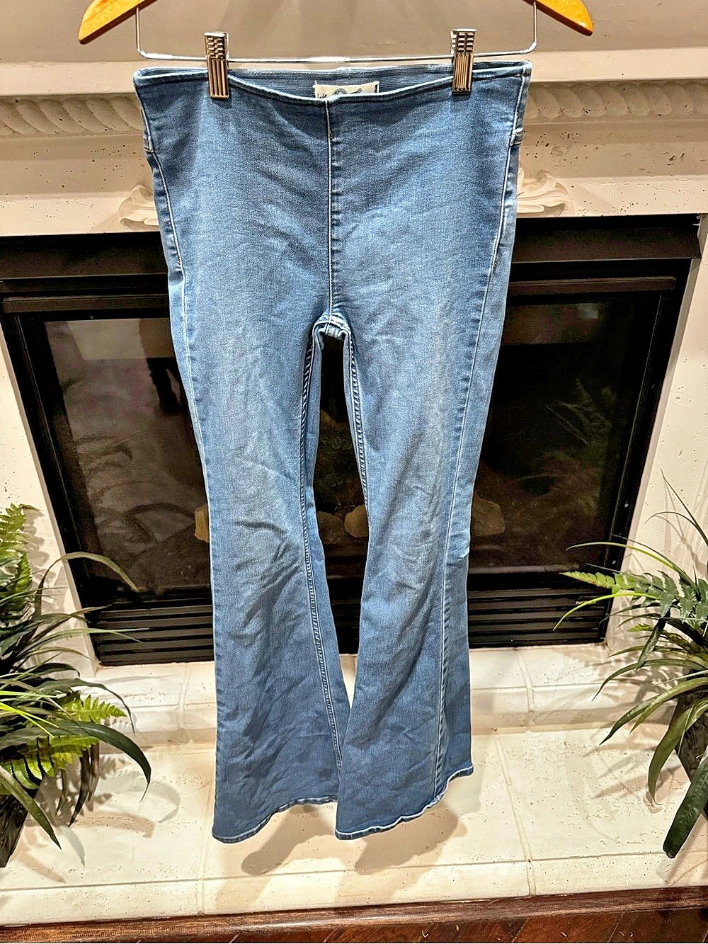 We The Free Penny Pull-On Flare Jeans Blue